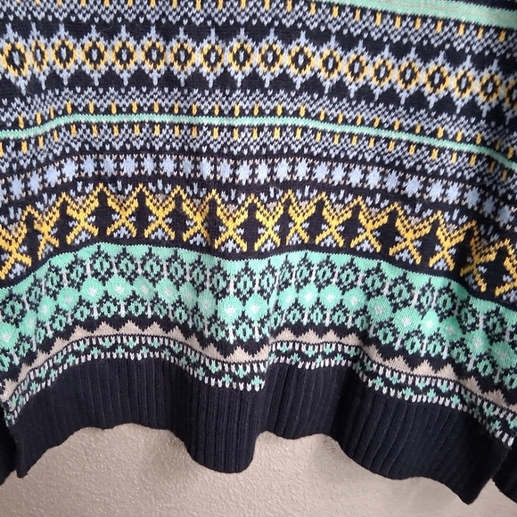 New York & Co. Patterned Sweater With A Mock Neckĺ - Picture 8 of 11